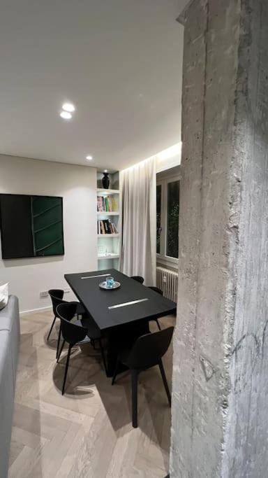 Duca Dei Navigli - Luxury Apartment In Milán Exterior foto